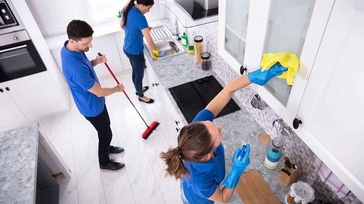 Professional recurring house cleaning service in Fuquay